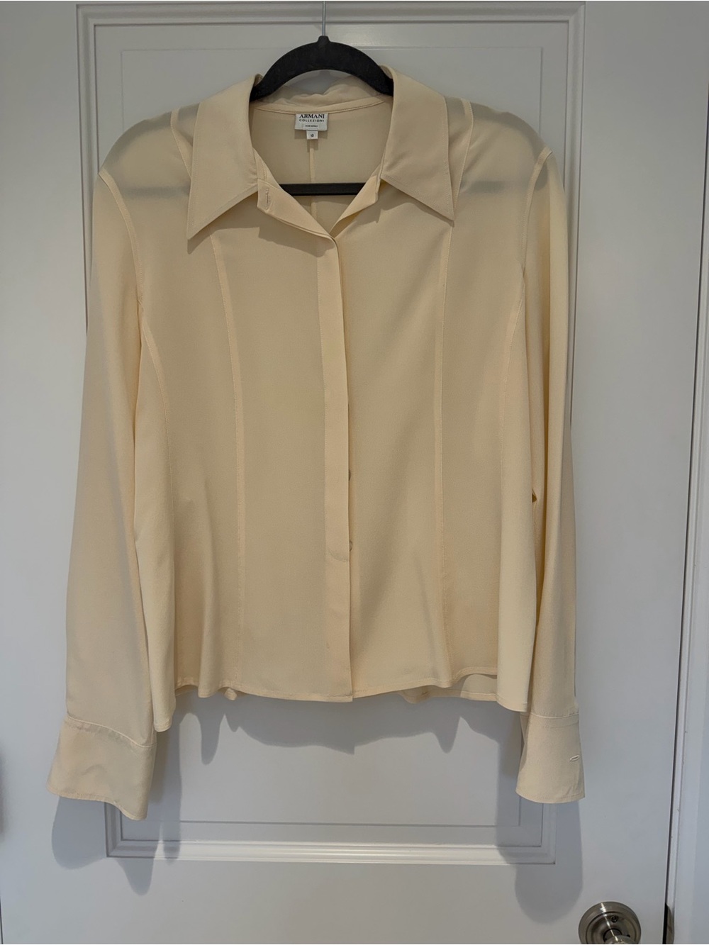 Armani Collezioni Cream Collared Button-Front Blouse